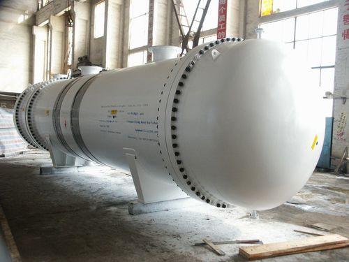 shell and tube heat exchanger / steel