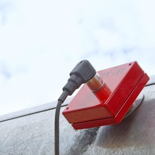 spark detector / with extinguishing system