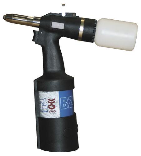pneumatic riveting tool / for blind rivets