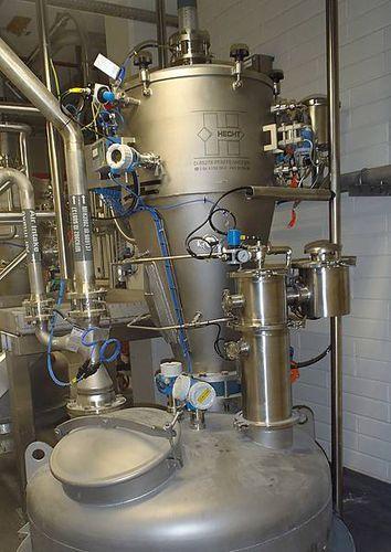 aspiration pneumatic conveying system / low-pressure / for powders / for bulk products