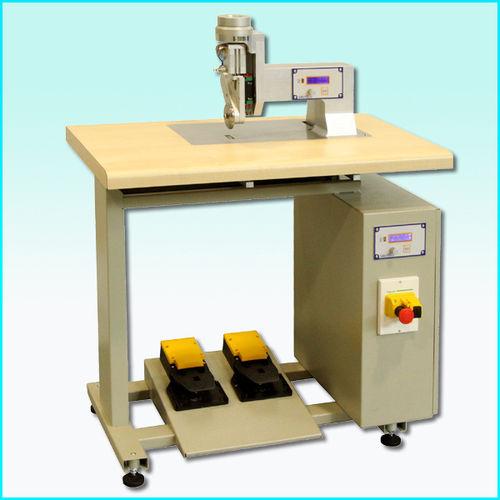 ultrasonic sewing machine / high-speed / for non-wovens