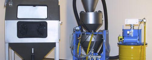 pressure sand-blasting machine / mobile