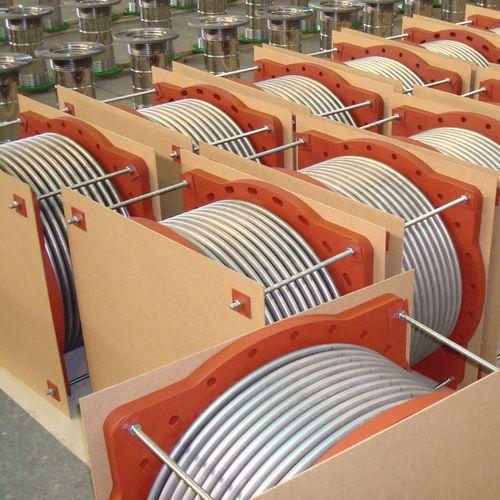 axial pipe expansion joint / stainless steel / for petroleum products / exhaust