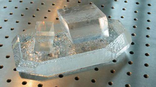 calcium fluoride (CaF2) crystal / laser