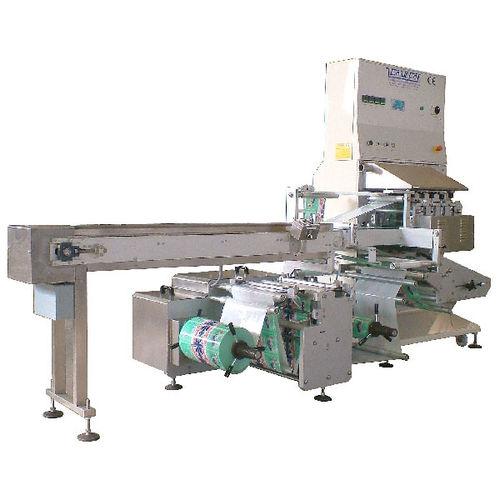 horizontal bagging machine / automatic / for food / for pharmaceutical products