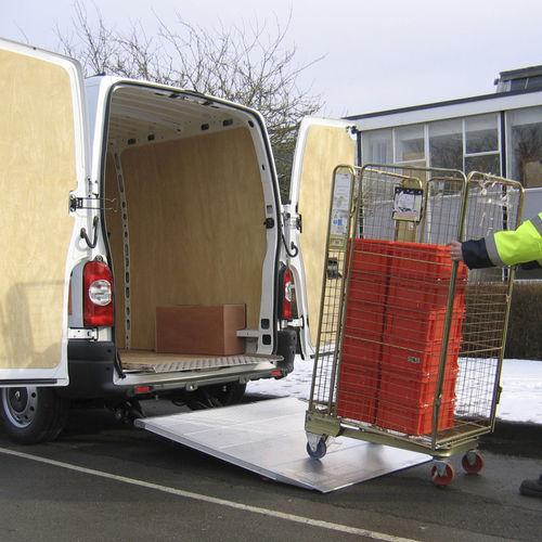 standard lift gate / van