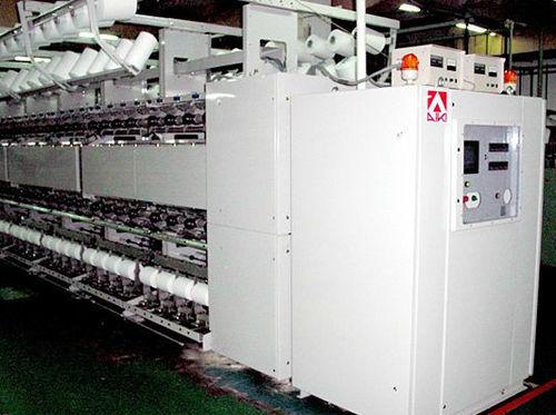 yarn winding machine / package