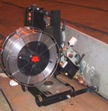 motor-driven welding carriage / with wire feeder