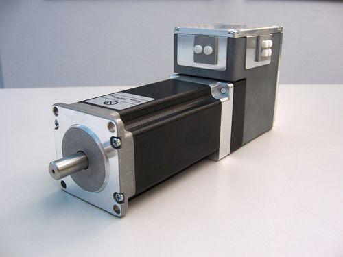 DC servomotor / brushless / with integrated movement controller