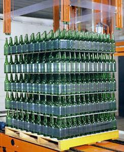 vertical strapping machine / pallet / for glass bottles / automatic