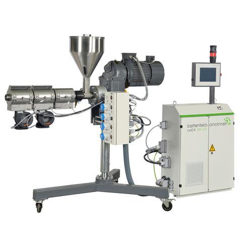 pipe extrusion extruder / for profile extrusion / for PVC / single-screw