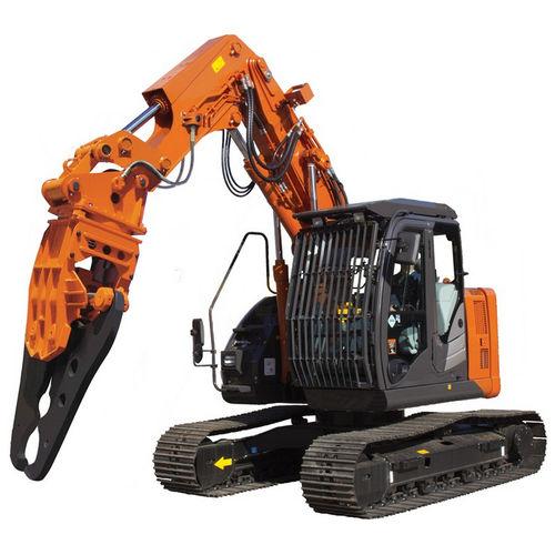 medium excavator / for tunnels / crawler / diesel