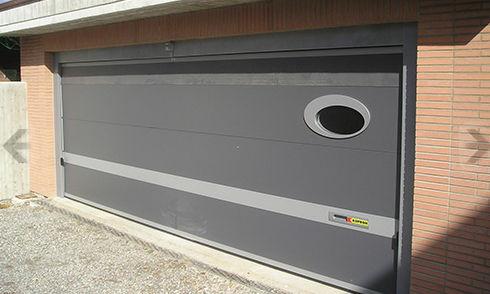 sectional doors / garage