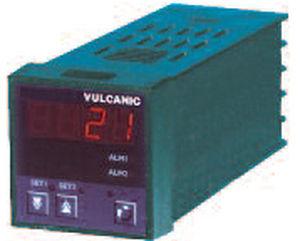 temperature indicator with LED display / panel-mount