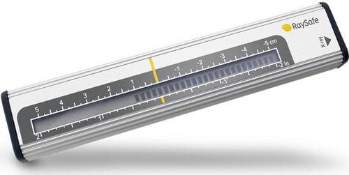 X-ray field alignment ruler for medical applications