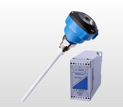 capacitive level transmitter / for solids and liquids / for tanks / analog