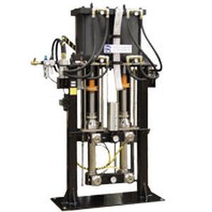 high-viscosity media dispensing system / pneumatic / continuous / robotic