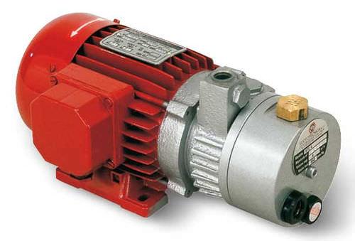 rotary vane vacuum pump / oil-lubricated / single-stage / with electric actuator