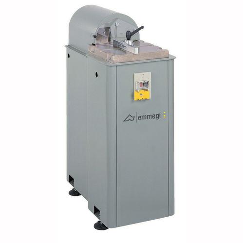 manually-operated deburring machine / disc / for aluminum / straight edges