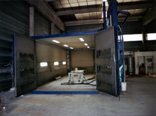 abrasive material recovery system