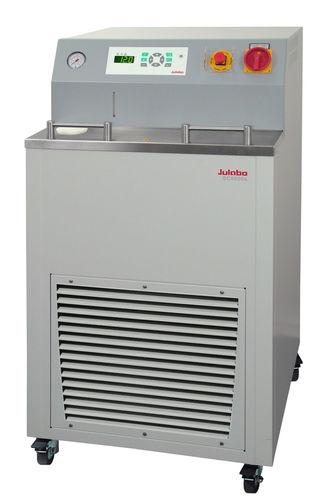 liquid chiller / laboratory / compact / water-cooled