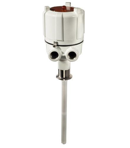 capacitive level switch / for solids and liquids / sanitary