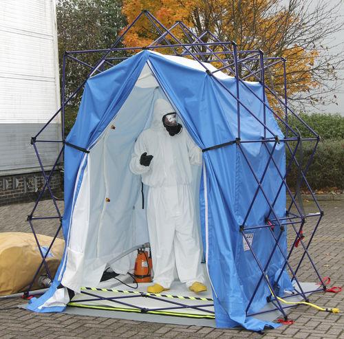 decontamination shower / emergency / portable / outdoor