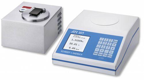 digital refractometer / dual-scale / with temperature control / laboratory