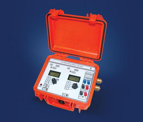 pressure calibrator / loop / portable / digital