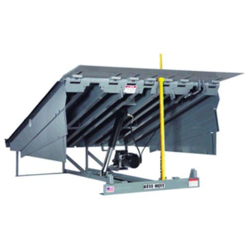 hydraulic dock leveler