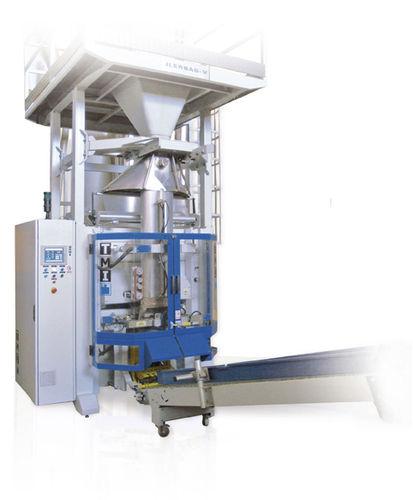 VFFS bagging machine / automatic / for powders / with servo-motor
