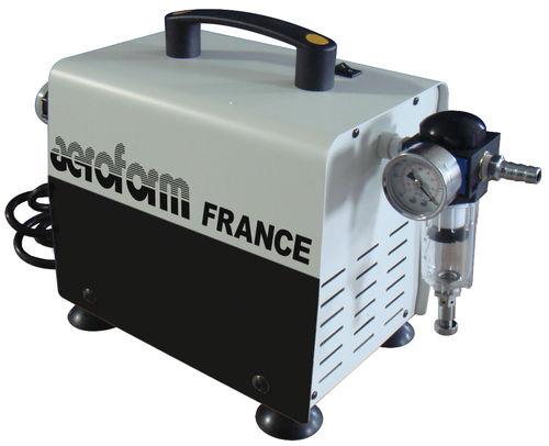 diaphragm vacuum pump / oil-free / single-stage / portable