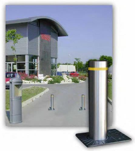 automatic retractable bollard / stainless steel / steel