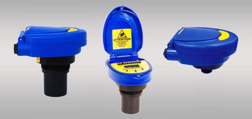 ultrasonic level switch / for liquids / fail-safe