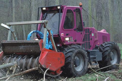 forestry tractor / diesel / 4-wheel / ride-on