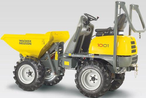 articulated-chassis dumper / rubber-tired / gasoline