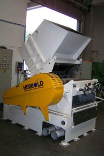 knife plastic granulator / heavy-duty / for the plastics industry