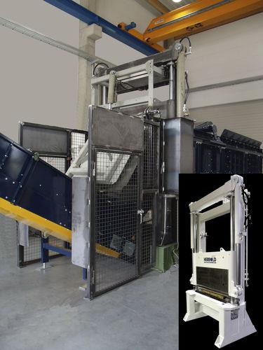 guillotine shear / hydraulic / for plastics