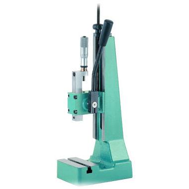 rack-and-pinion press / square ram