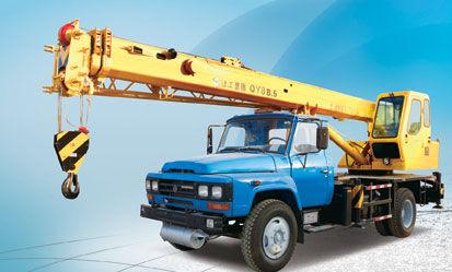 truck-mounted crane / telescopic / lifting / for heavy-duty applications