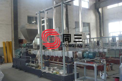 plastics recycling extrusion line / for PVC