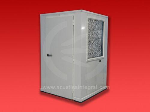 sound-proof booth / audio