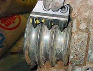 single-disc cutter for tunnel boring machine (TBM)