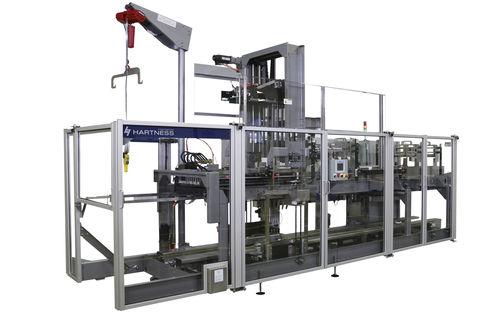 vertical case packer / intermittent-motion / automatic