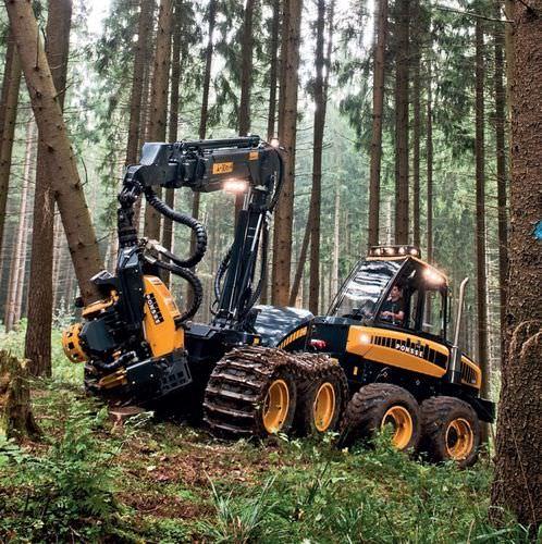 rubber-tired forestry harvester / aerial crane