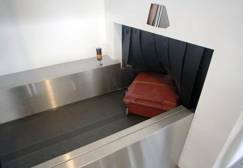 intruder detector / with infrared barrier