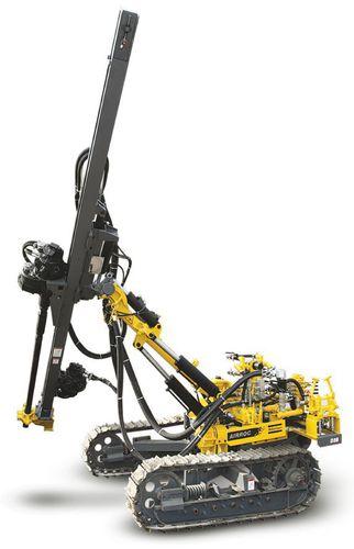 crawler drilling rig / pneumatic / down-the-hole / multi-function