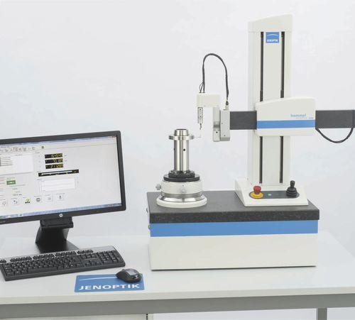 roundness and cylindricity measuring machine