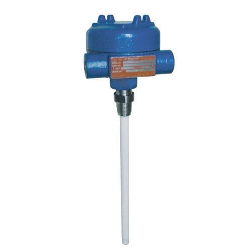 capacitive level transmitter / for liquids / for tanks / compact