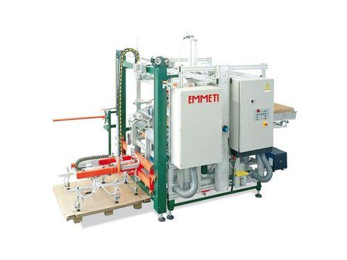 automatic tray forming and stapling machine / hot-melt glue